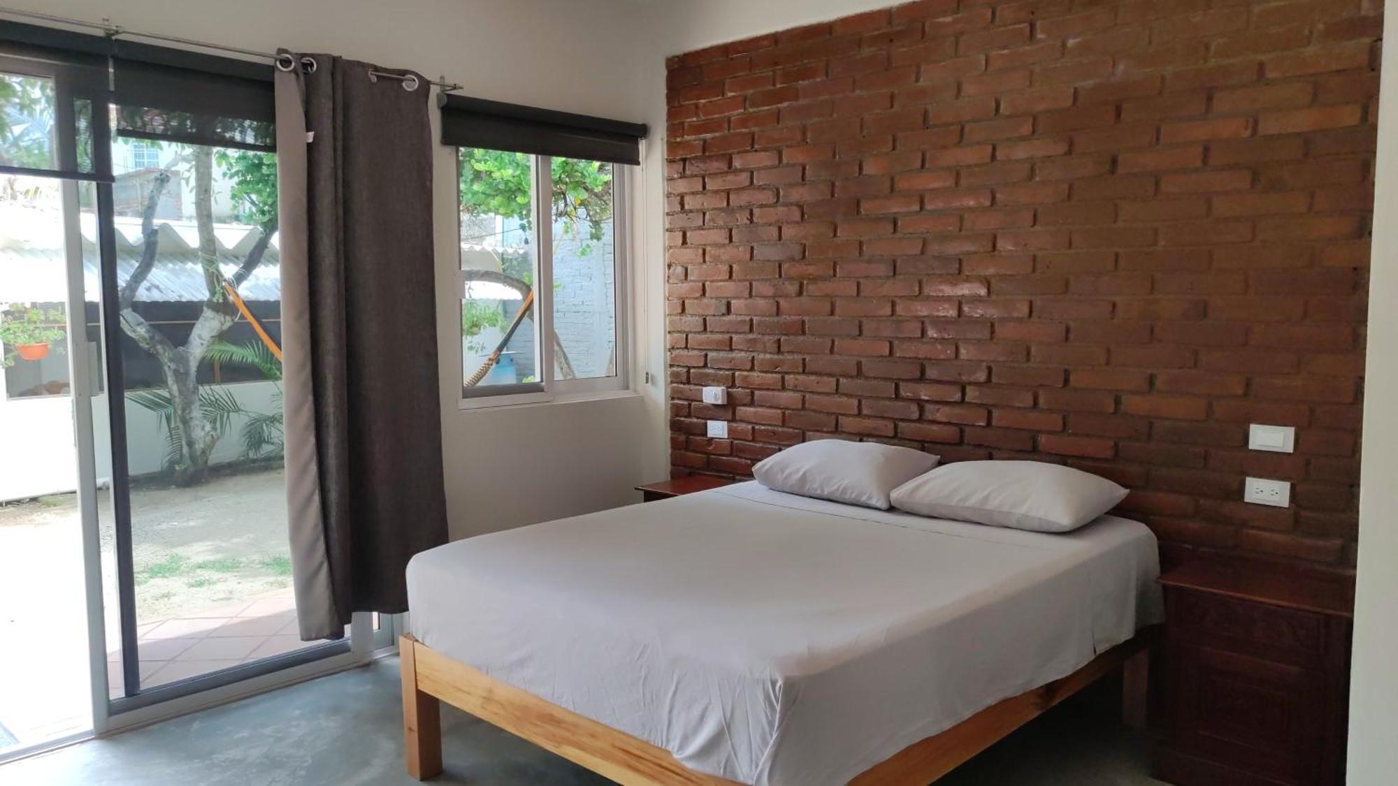 Casa Sixta A 7Min Del Aeropuerto Internacional Pmx Y 2 Cuadras Terminal Autob Ado Hotel ปูแอร์โตเอสกอนดิโด ภายนอก รูปภาพ