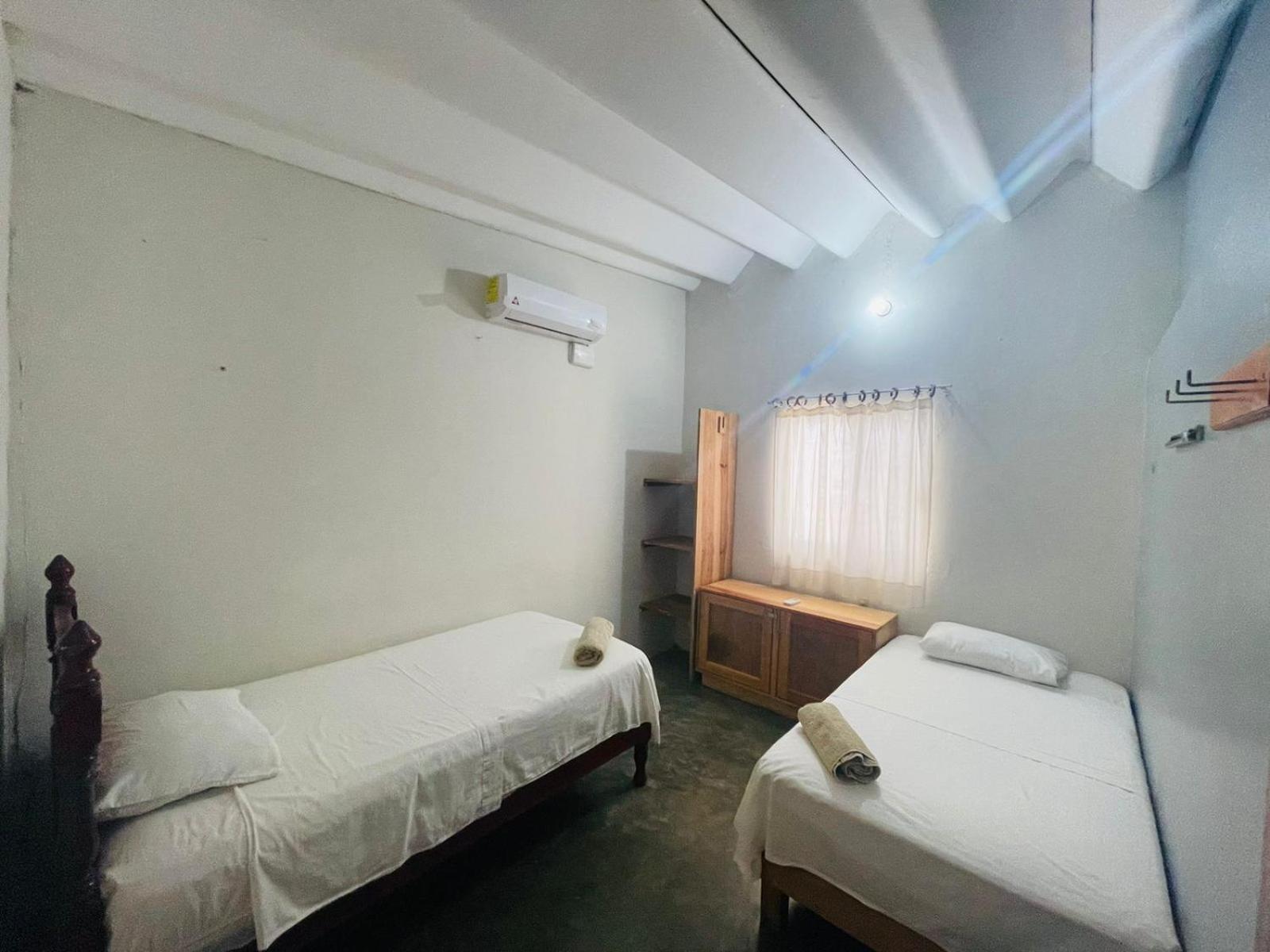 Casa Sixta A 7Min Del Aeropuerto Internacional Pmx Y 2 Cuadras Terminal Autob Ado Hotel ปูแอร์โตเอสกอนดิโด ภายนอก รูปภาพ